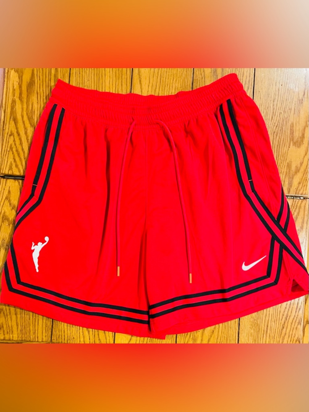 NIKE WNBA Red LogoWomen Team 13 Crossover Performance Shorts, large
